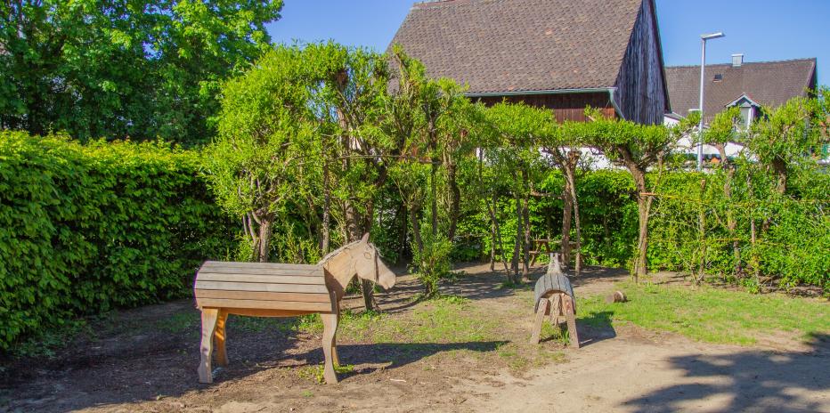 Holzpferdchen