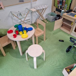 Puppenwohnung und noch mehr in der Rollenspielwerkstatt
